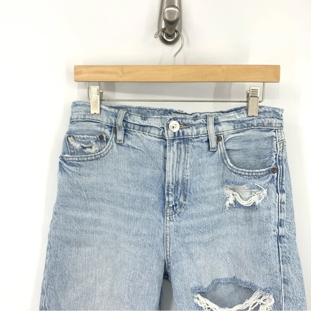 American Eagle Women Size 0 Shorts Light Wash Jean Skater Cotton Long Distressed